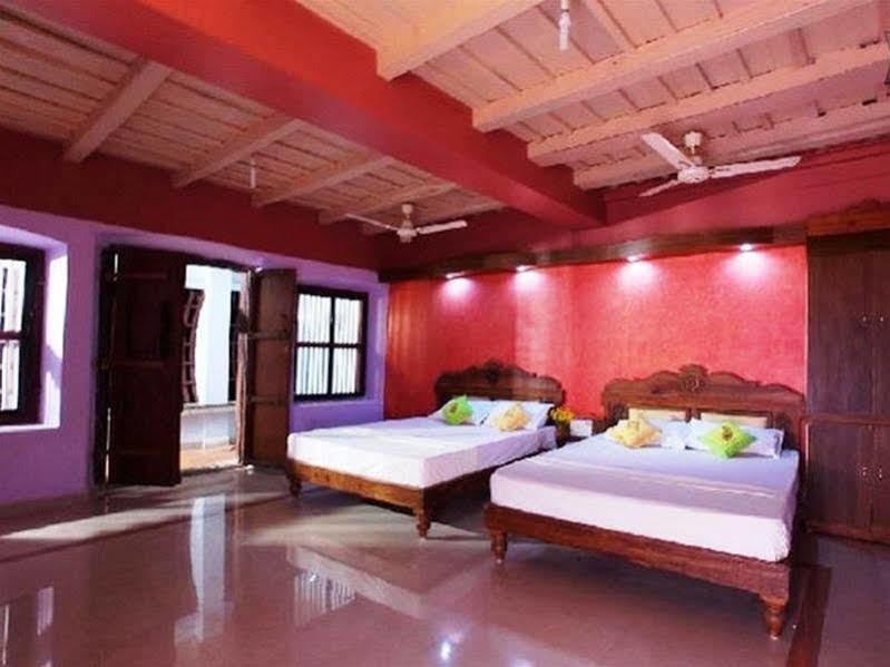 Southcanal Holidays Alappuzha ภายนอก รูปภาพ